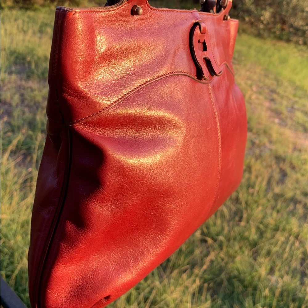 Etienne Aigner Red Oxblood Leather Shoulder Bag - Picture 13 of 16